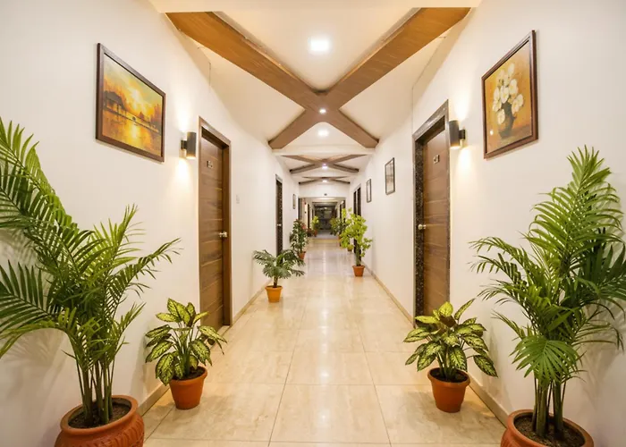 Fabhotel Ratna Palace - Inside Baronet Complex Ahmedabad